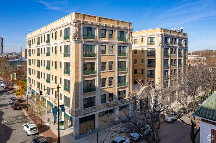 7600 N Bosworth Ave, Chicago, IL à louer - Photo de l’immeuble – Image 1 sur 5