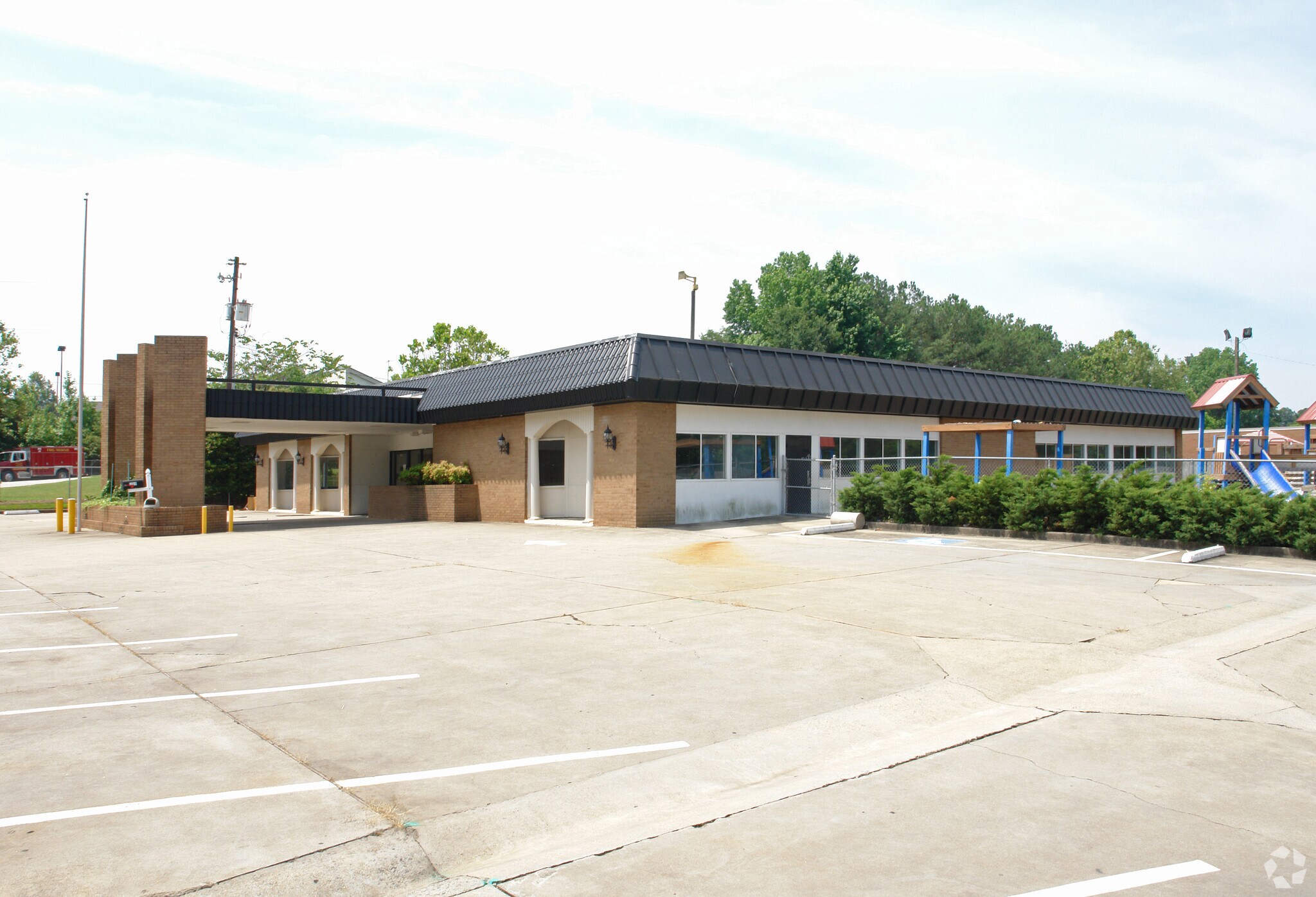 1060 Franklin Rd, Marietta, GA à louer Photo principale– Image 1 sur 4