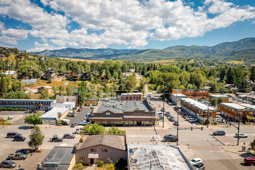 111 11th St, Steamboat Springs, CO à louer - Photo de l’immeuble – Image 3 sur 20