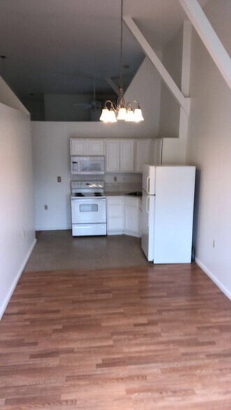 150 4th St, Troy, NY à vendre - Photo de l’immeuble – Image 3 sur 9