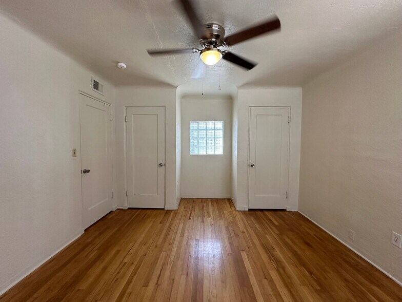 1005 Carlisle Blvd SE, Albuquerque, NM à vendre - Photo de l’immeuble – Image 3 sur 16