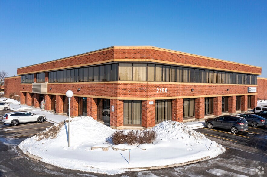2160 Williams Pky, Brampton, ON à louer - Photo principale – Image 1 sur 4