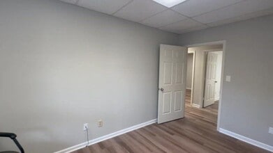 1855 Piedmont Rd, Marietta, GA à louer - Vidéo sur l’annonce professionnelle