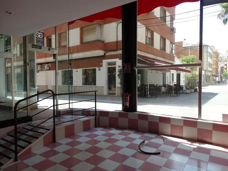View Photo