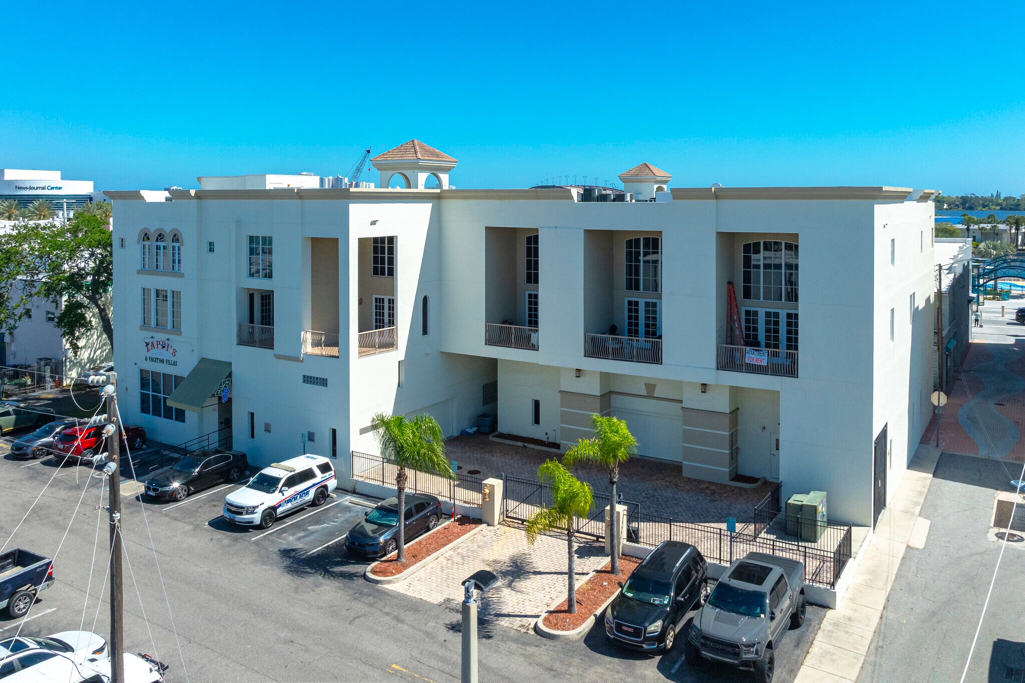 128 S Beach St, Daytona Beach, FL à vendre Plan d’étage– Image 1 sur 1