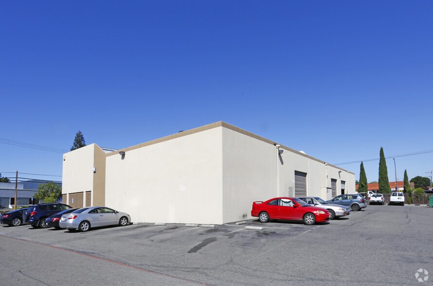 589-591 Division St, Campbell, CA à louer - Photo de l’immeuble – Image 3 sur 4