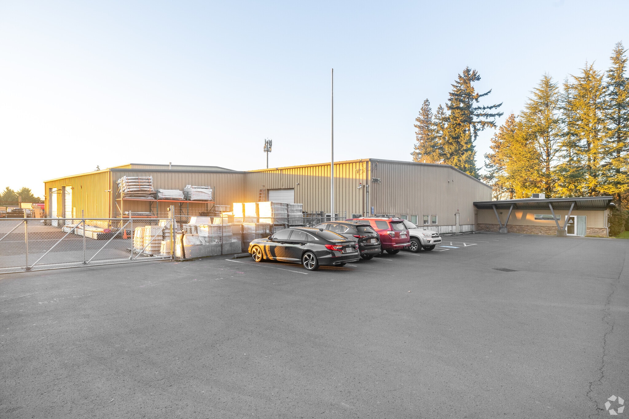 20915-20917 SW 105th Ave, Tualatin, OR à louer Photo principale– Image 1 sur 5