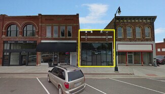 Plus de détails pour 618 Cedar St, Perry, OK - Local commercial à vendre