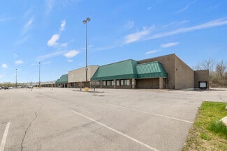 Plus de détails pour 6100-6180 St. Lawrence Centre, Massena, NY - Local commercial à vendre
