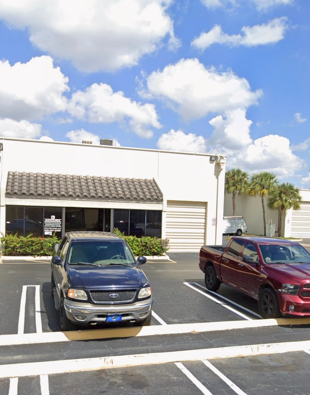 6175 NW 167th St, Hialeah, FL à louer Photo intérieure– Image 1 sur 3