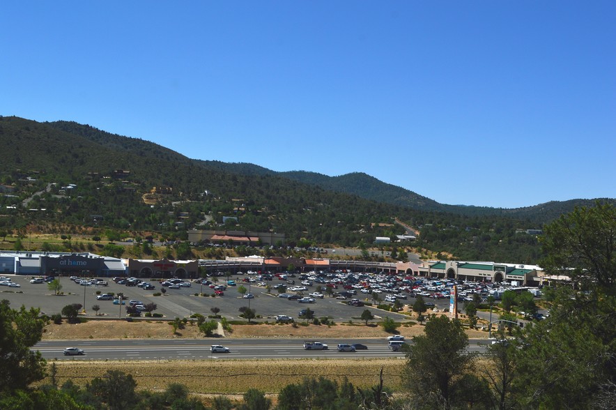 1841 E State Route 69, Prescott, AZ à louer - Photo de l’immeuble – Image 2 sur 2