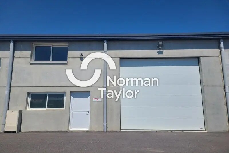 Local d’activités dans Béziers à louer - Photo de l’immeuble – Image 1 sur 5