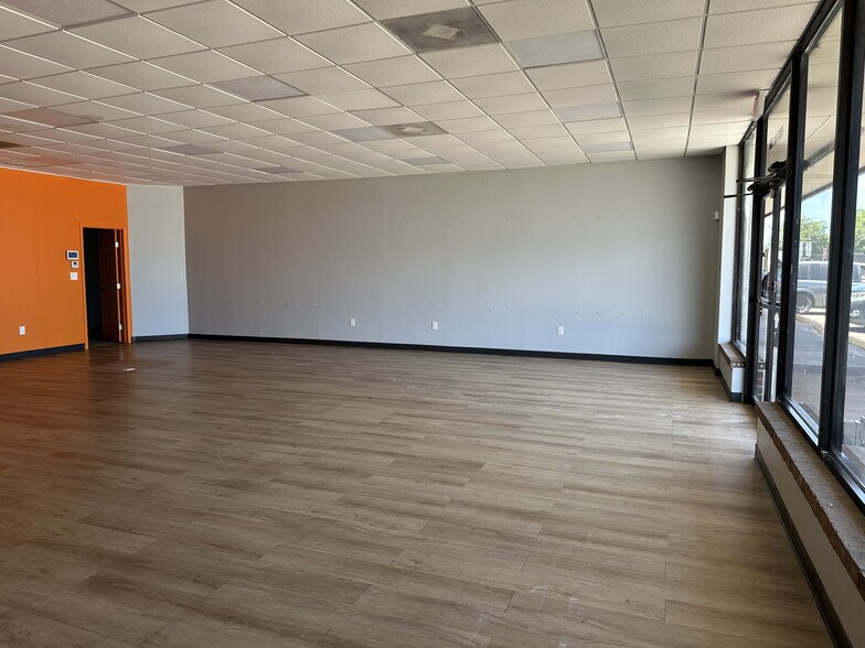 4210-4228 Fm-517, Dickinson, TX à louer - Photo de l’immeuble – Image 2 sur 7