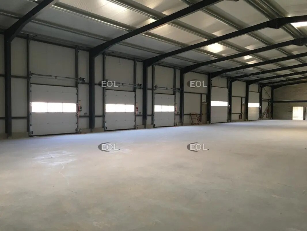 Local d’activités dans Boulbon à louer Photo de l’immeuble– Image 1 sur 6