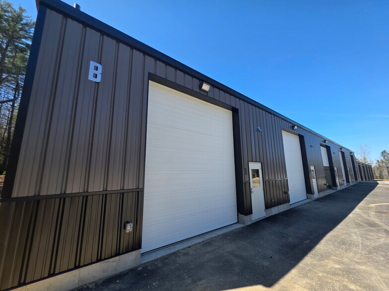 97 Gardner Rd, Winchendon, MA à louer - Photo principale – Image 1 sur 7