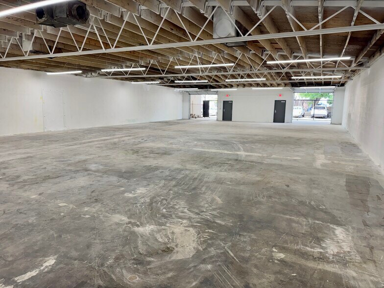18153 Napa St, Northridge, CA à louer - Photo de l’immeuble – Image 3 sur 9