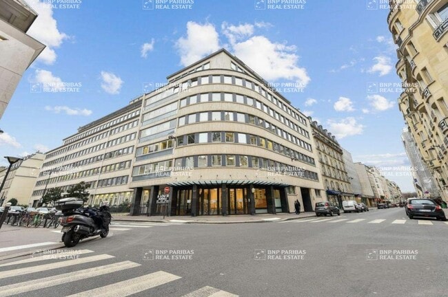 Plus de détails pour 137 Rue De L'Universite, Paris - Bureau à louer