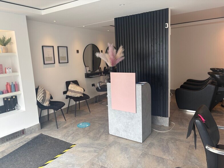 38 Stewart St, Milngavie à louer - Photo de l’immeuble – Image 3 sur 5