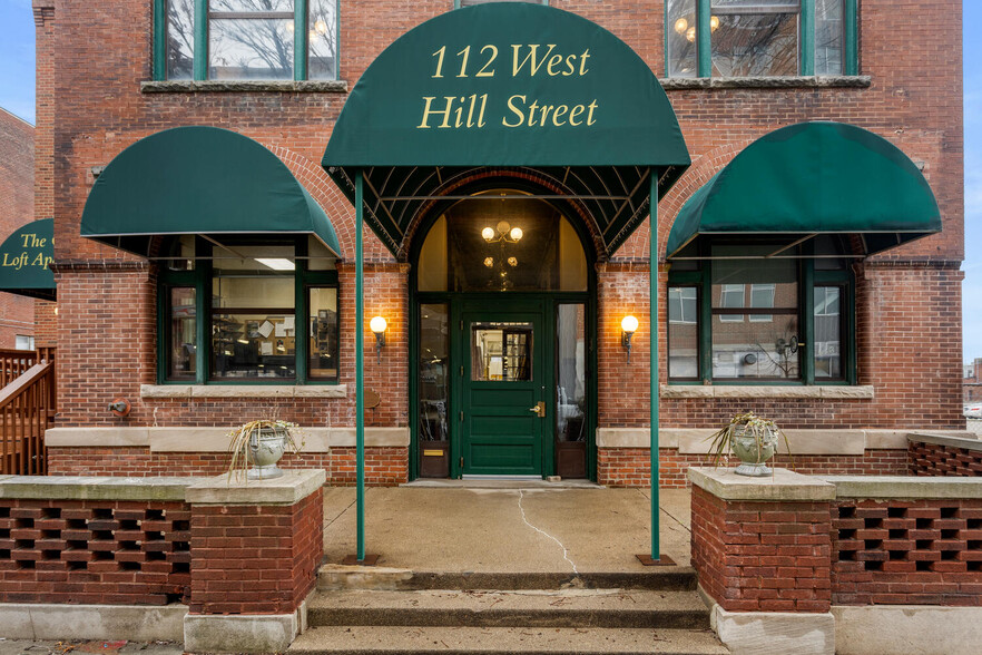 112 W Hill St, Champaign, IL à vendre - Photo de l’immeuble – Image 2 sur 56