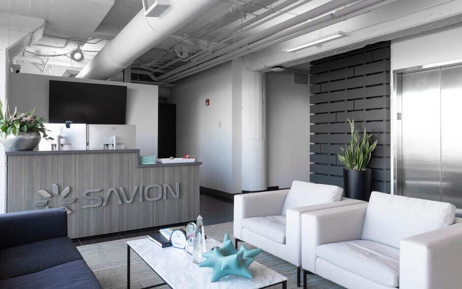 416-422 Admiral Blvd, Kansas City, MO à louer - Photo de l’immeuble – Image 3 sur 22