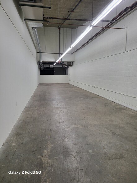 750 E 14th St, Los Angeles, CA à louer - Photo de l’immeuble – Image 3 sur 8