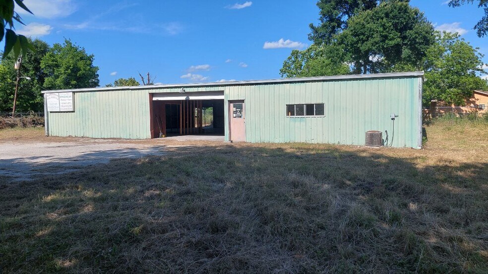 610 New York St, Navasota, TX à vendre - Photo de l’immeuble – Image 1 sur 25