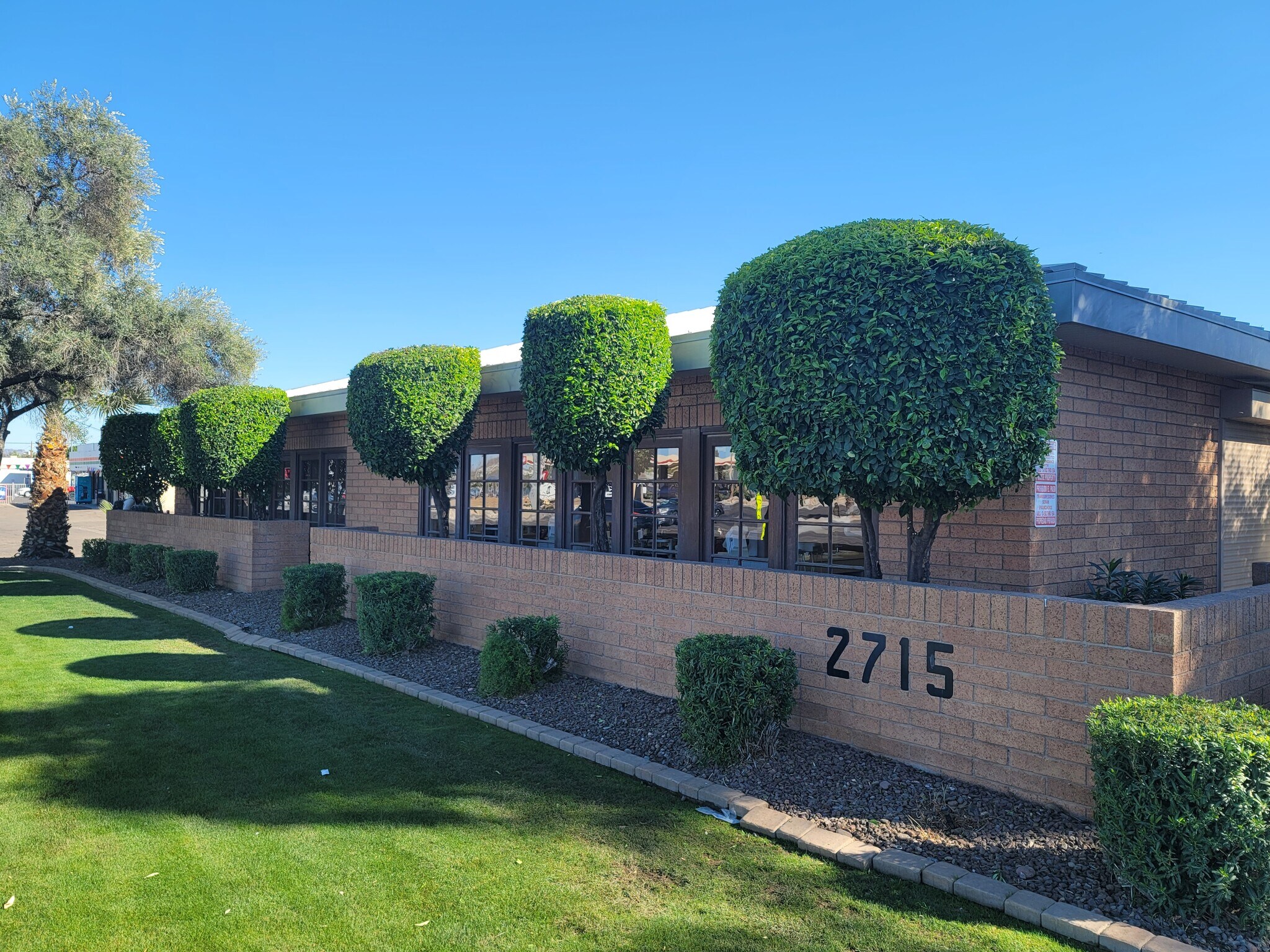 2715 W Northern Ave, Phoenix, AZ à louer Photo de l’immeuble– Image 1 sur 9