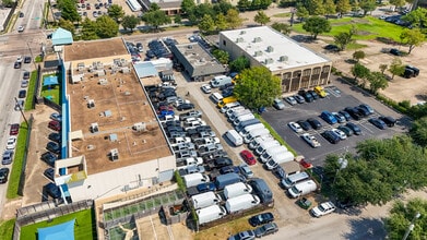 6375 Richmond Ave, Houston, TX à louer Aérien– Image 2 sur 2
