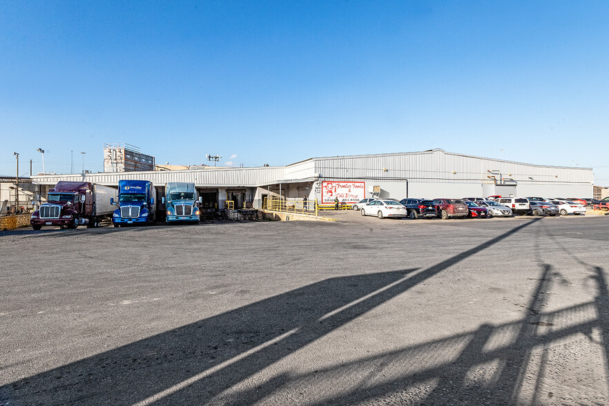 1601 E 4th Ave, El Paso, TX à louer - Photo de l’immeuble – Image 2 sur 43