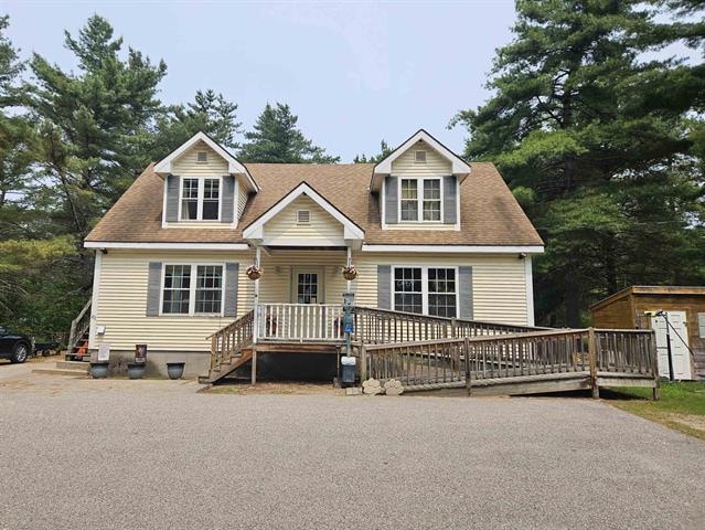 101 Ossipee Lake Rd, Tamworth, NH à vendre - Photo principale – Image 1 sur 29