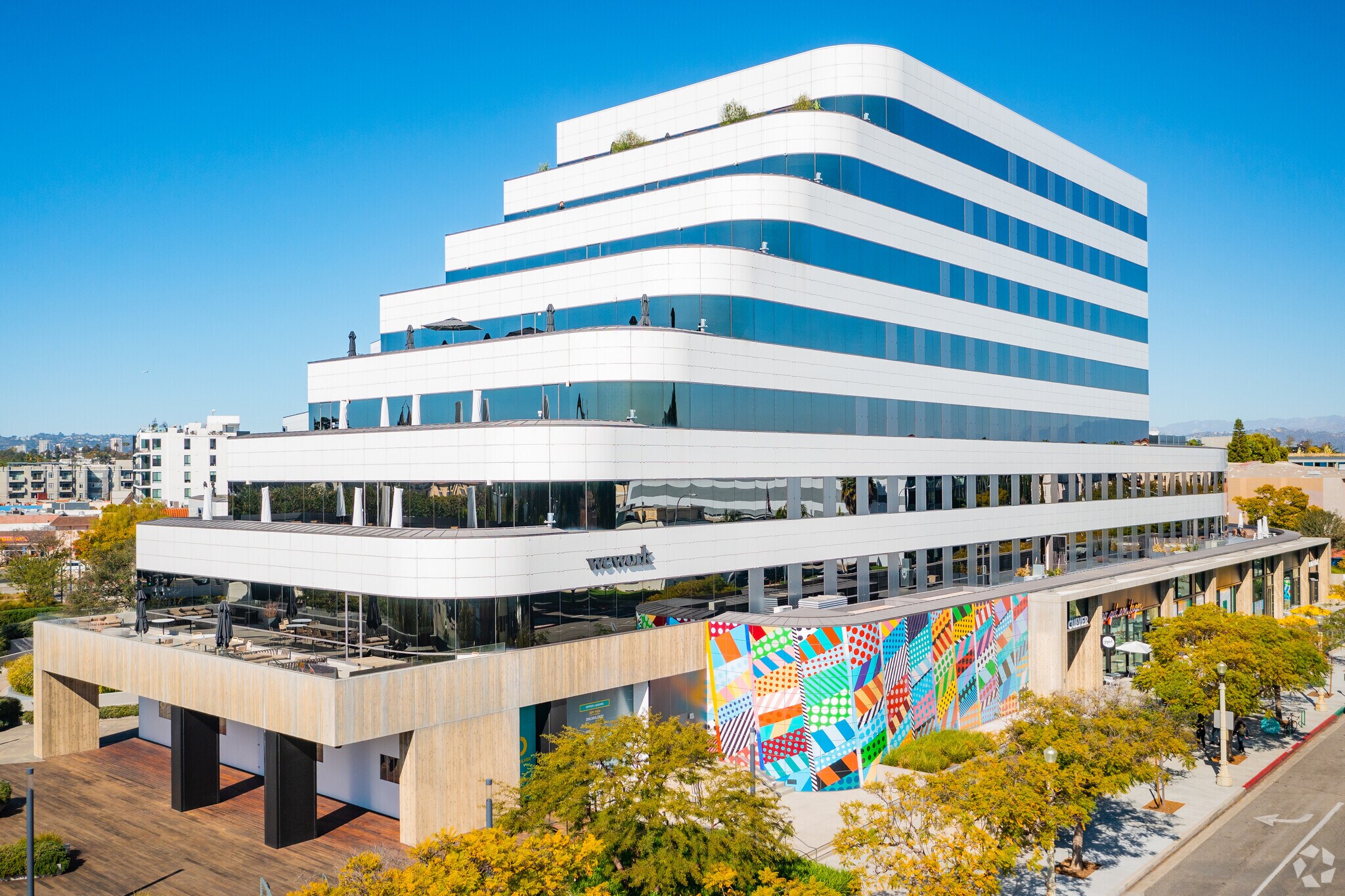 10000 W Washington Blvd, Culver City, CA à louer Photo de l’immeuble– Image 1 sur 16