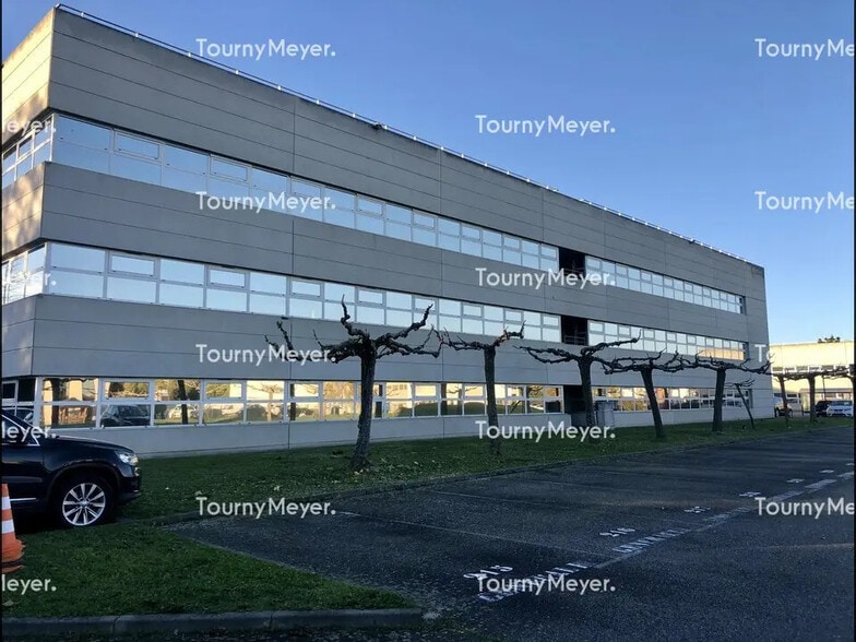 Bureau dans Toulouse à louer - Photo de l’immeuble – Image 1 sur 5