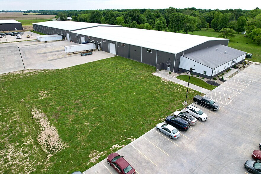 2028 W Main St, Salem, IL à vendre - Photo de l’immeuble – Image 1 sur 19