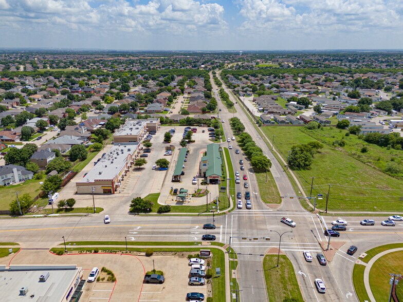 7311 Matlock Rd, Arlington, TX à vendre - Photo de l’immeuble – Image 2 sur 7