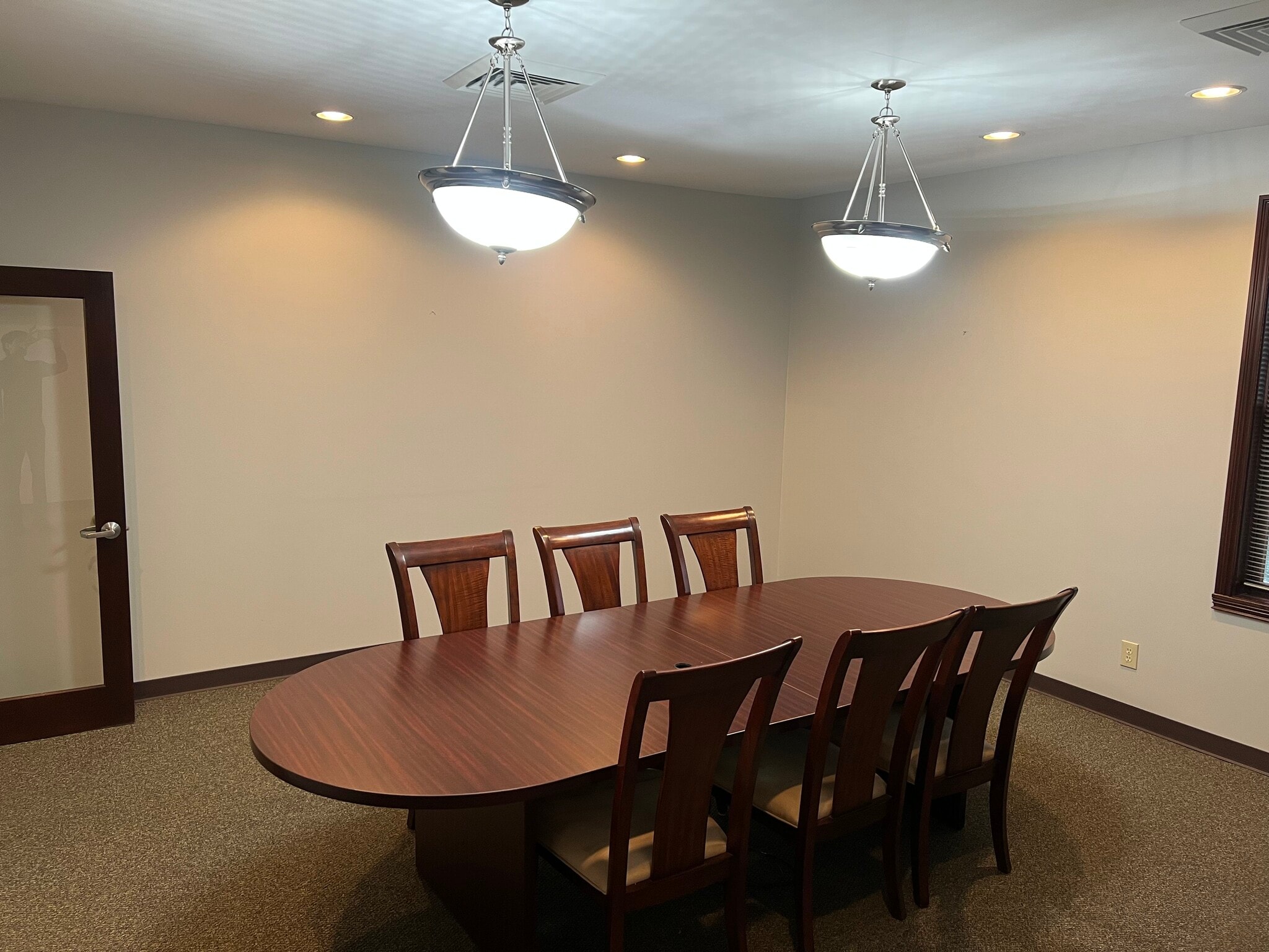 1620 W Oak St, Zionsville, IN à louer Photo intérieure– Image 1 sur 24