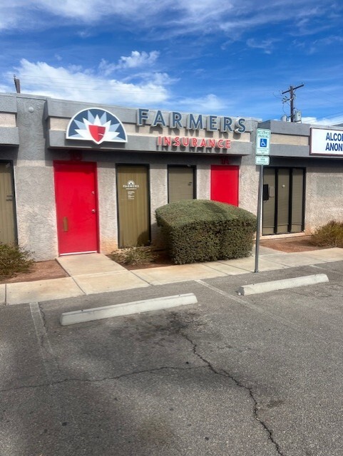 1703 Civic Center Dr, North Las Vegas, NV à louer Photo de l’immeuble– Image 1 sur 11