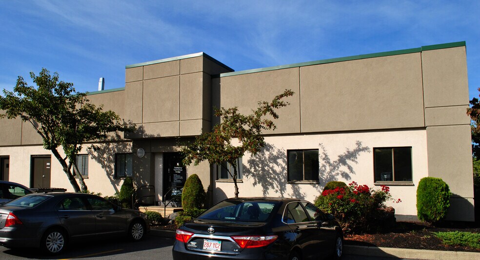 25 Olympia Ave, Woburn, MA à louer - Photo principale – Image 1 sur 6