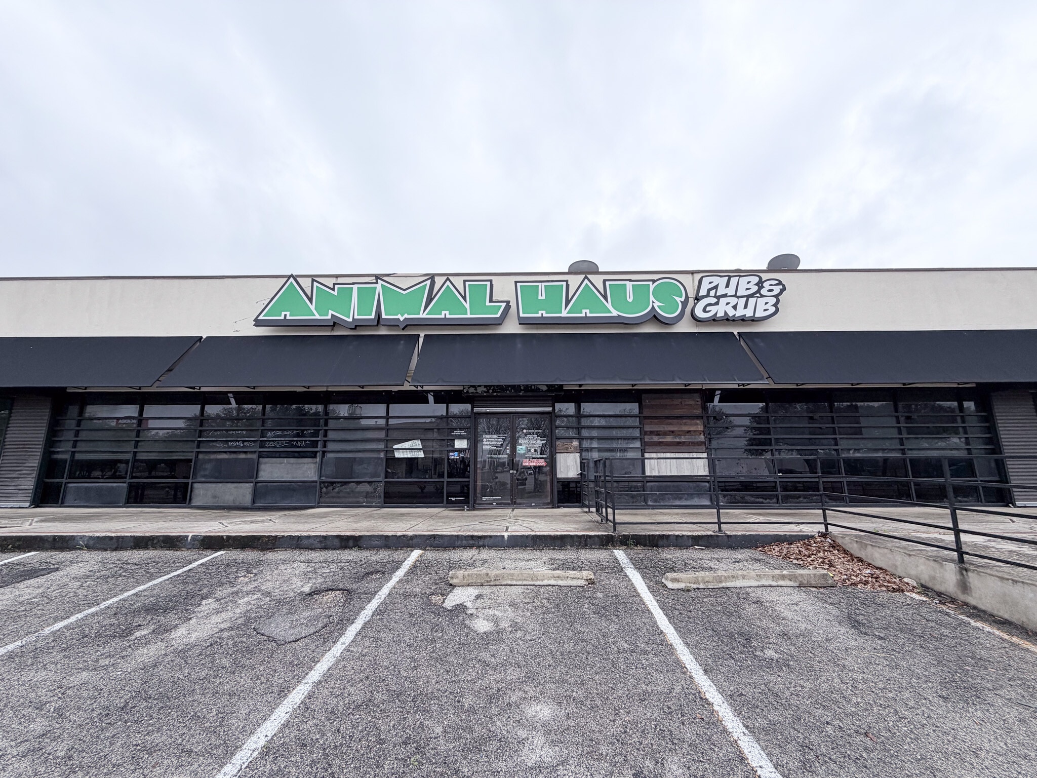 1305 SW Loop 410, San Antonio, TX à louer Photo intérieure– Image 1 sur 8