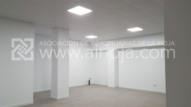 Local commercial dans Logroño, La Rioja à louer Photo intérieure– Image 1 sur 4
