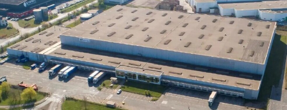 Bureau dans Chécy à louer - Photo de l’immeuble – Image 1 sur 3