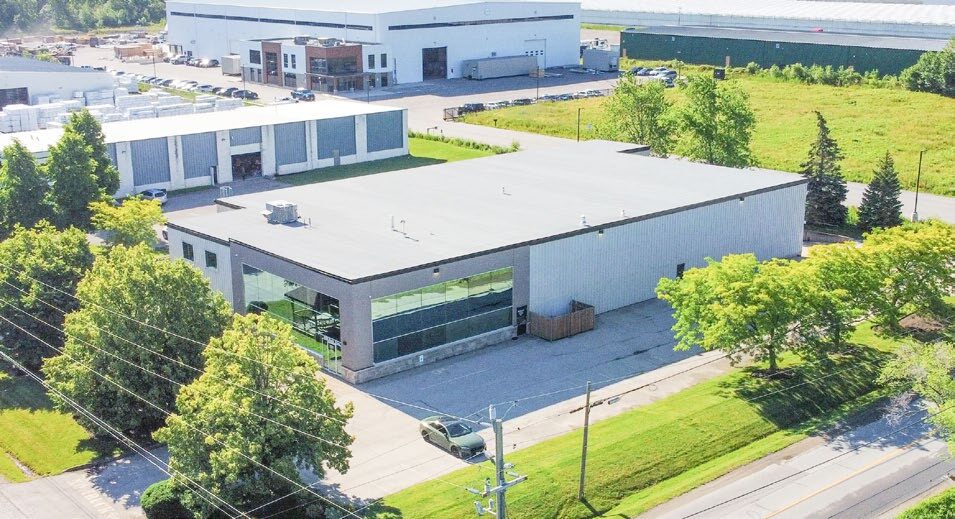 4800 Hinan Dr, Beamsville, ON à louer - Photo de l’immeuble – Image 2 sur 5