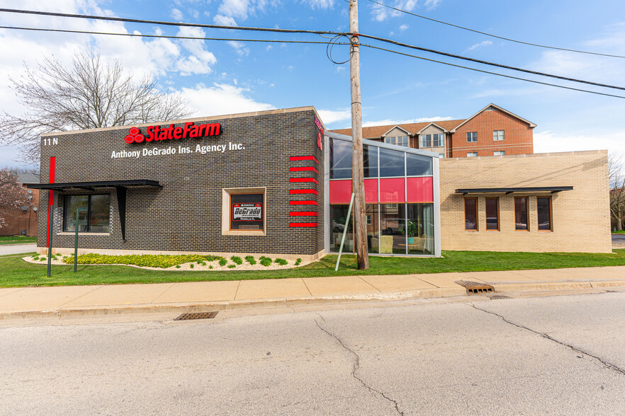 11 N Roselle Rd, Roselle, IL à louer - Photo de l’immeuble – Image 3 sur 30