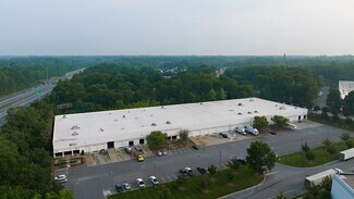 Plus de détails pour 2700 N Hutchison-McDonald, Charlotte, NC - Industriel/Logistique à louer