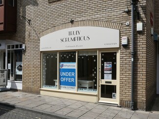 Plus de détails pour 24-36 Sir Isaacs Walk, Colchester - Local commercial à louer
