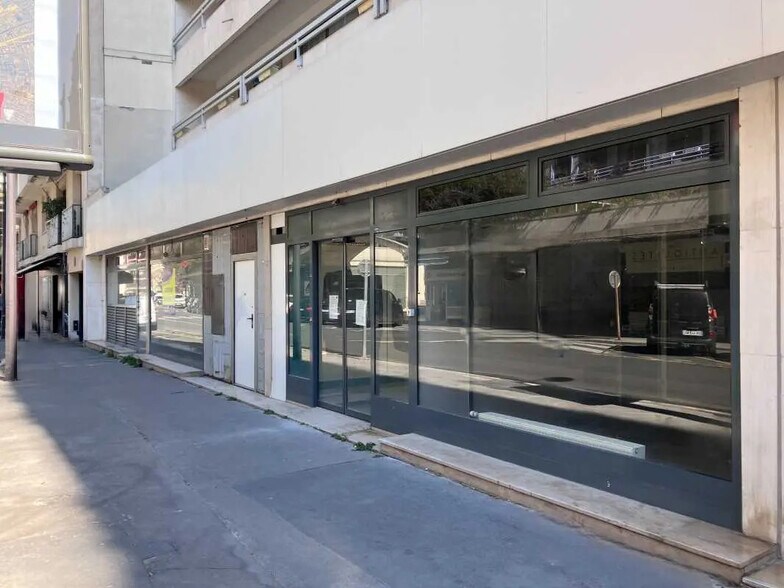 Bureau dans Paris à vendre - Photo de l’immeuble – Image 1 sur 8