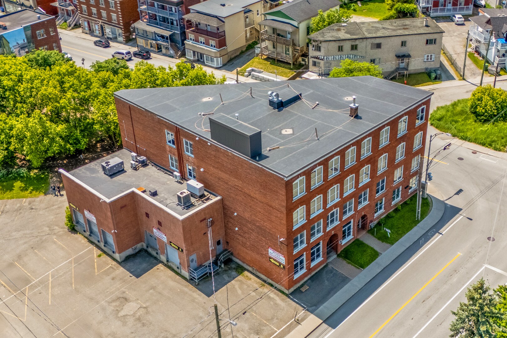 266-268 St Aberdeen, Sherbrooke, QC à louer Photo de l’immeuble– Image 1 sur 7