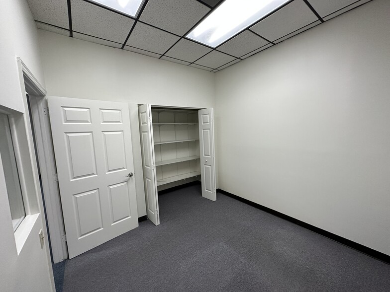 370 Neff Ave, Harrisonburg, VA à louer - Photo intérieure – Image 2 sur 3