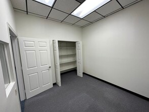 370 Neff Ave, Harrisonburg, VA à louer Photo intérieure– Image 2 sur 4