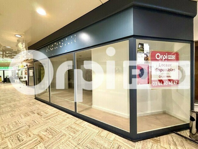 Plus de détails pour Local commercial à vendre
