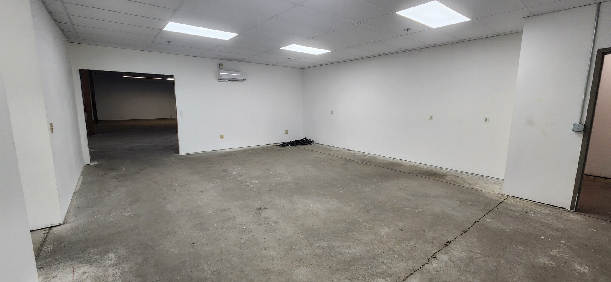 5645 E Clinton Ave, Fresno, CA à louer Photo intérieure– Image 1 sur 6